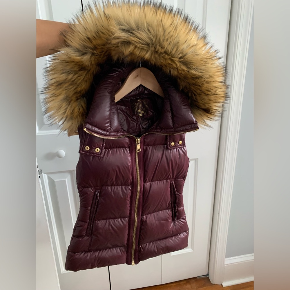 Vince Camuto down puffer vest with removable hood and removable faux fur trim